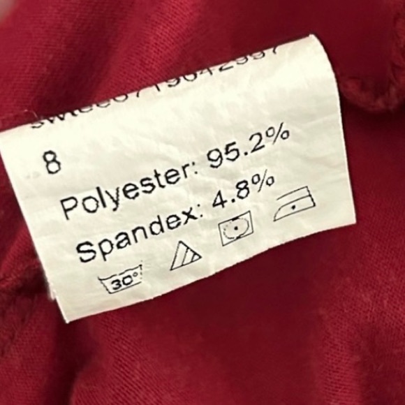 Red top - Picture 8 of 8